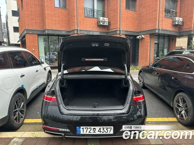 Genesis G90 — Фото автомобиля 14