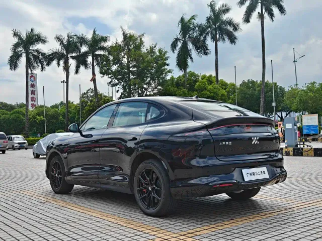 IM Motors LS6 — Фото автомобиля 7
