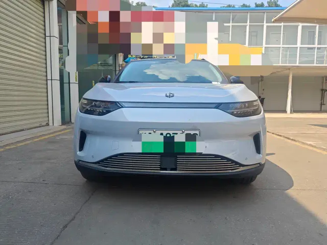Leapmotor C11 — Фото автомобиля 2