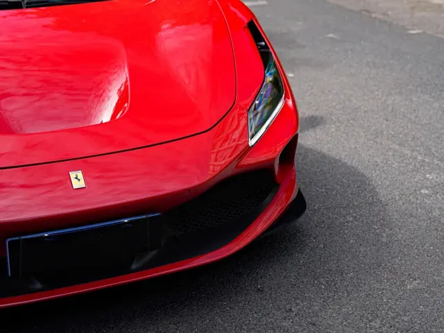 Ferrari F8 — Фото автомобиля 9