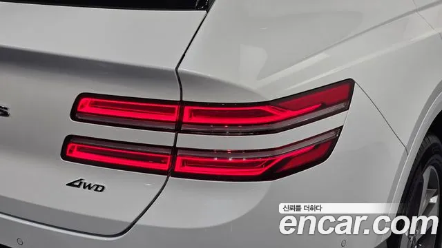 Genesis GV80 — Фото автомобиля 8