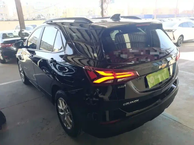 Chevrolet Equinox — Фото автомобиля 4