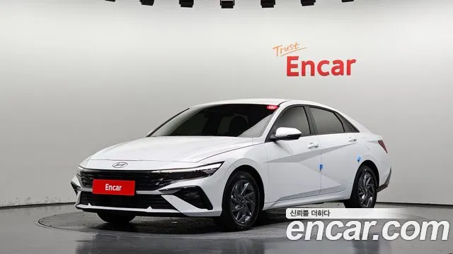 Фотография автомобиля — Hyundai Avante CN7