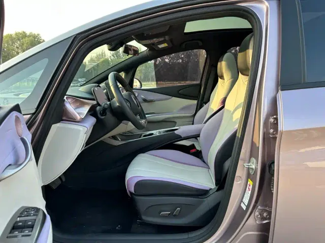BYD Dolphin — Фото автомобиля 8