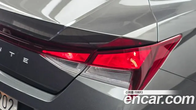 Hyundai Avante CN7 — Фото автомобиля 8