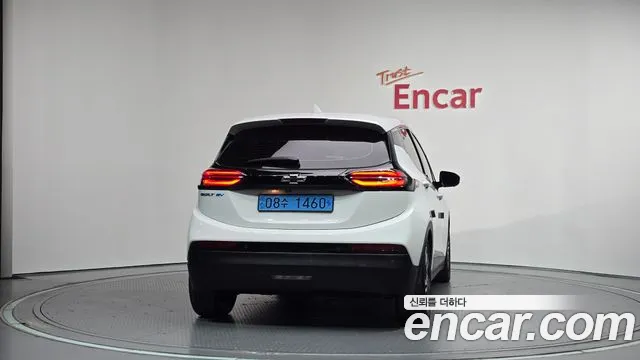 Chevrolet Bolt EV — Фото автомобиля 4