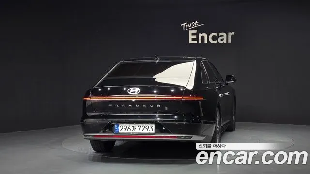 Hyundai Grandeur — Фото автомобиля 2