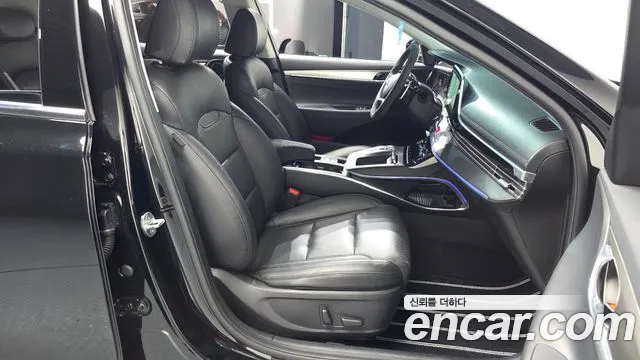 Hyundai Grandeur New — Фото автомобиля 16