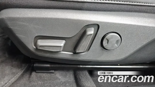 Kia Niro — Фото автомобиля 2