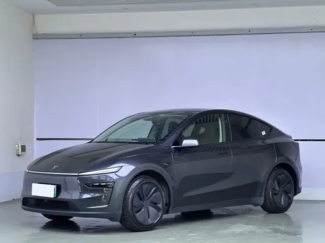 Фотография автомобиля — Tesla Model Y