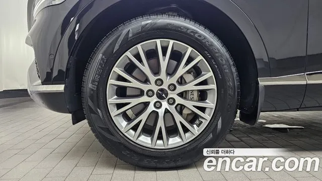 Genesis GV80 — Фото автомобиля 4