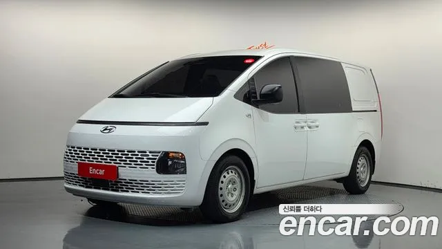 Фотография автомобиля — Hyundai Staria