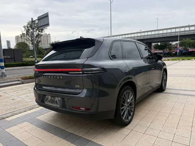 Leapmotor C10 — Фото автомобиля 14