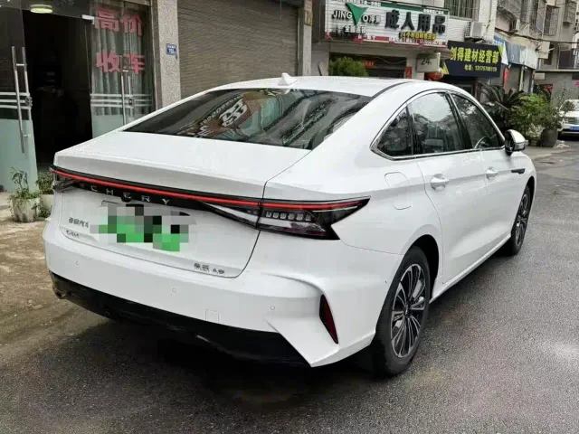 Chery Fulwin A8 — Фото автомобиля 6
