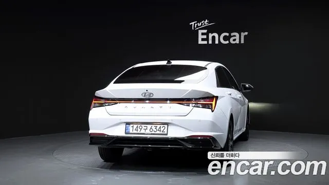 Hyundai AVANTE Avante (CN7) — Фото автомобиля 4