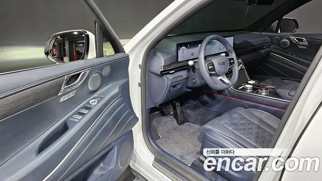 Genesis GV80 — Фото автомобиля 10