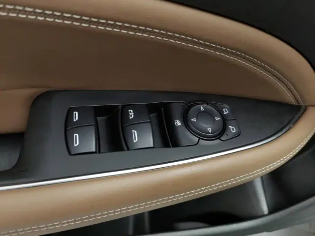 Buick Regal — Фото автомобиля 9