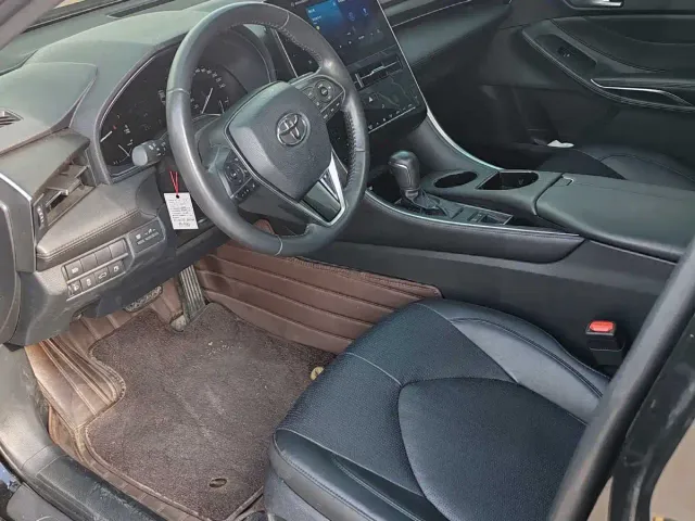 Toyota Avalon — Фото автомобиля 8
