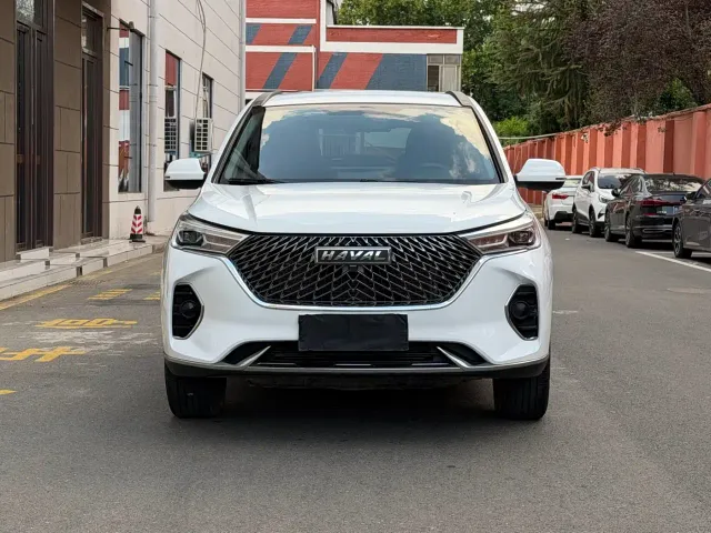 Haval M6 — Фото автомобиля 2