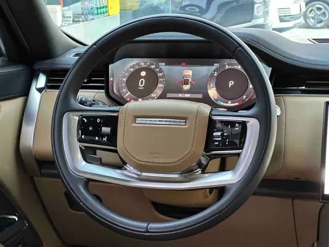 Land Rover Range Rover — Фото автомобиля 6