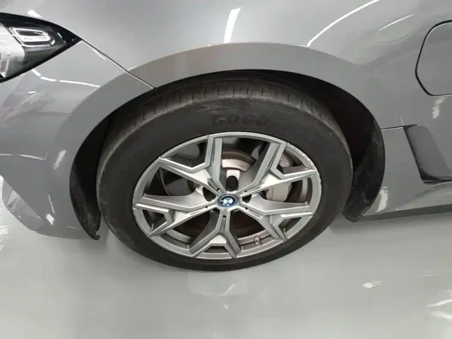 BMW i3 — Фото автомобиля 22
