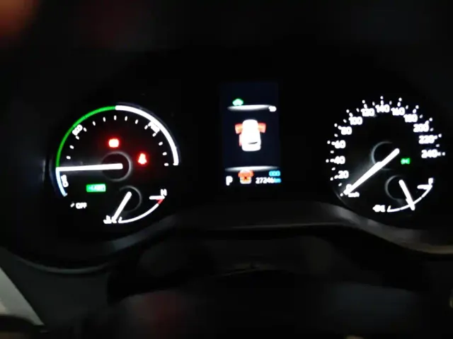 Toyota Granvia — Фото автомобиля 14