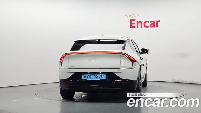 Kia EV6 — Фото автомобиля 4