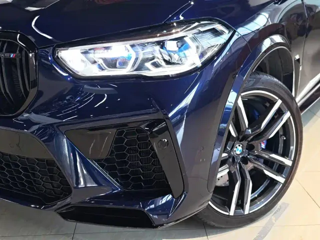 BMW X5 M — Фото автомобиля 12