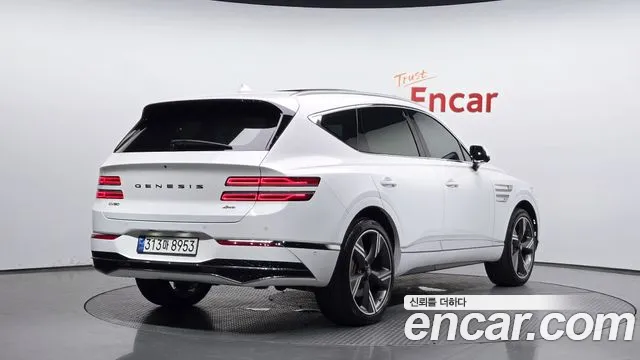 Genesis GV80 — Фото автомобиля 2