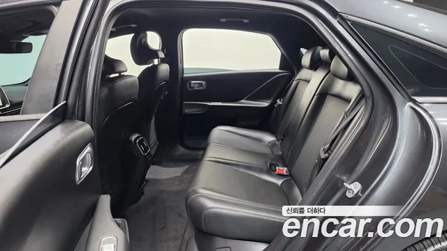 Hyundai Ioniq 6 — Фото автомобиля 11