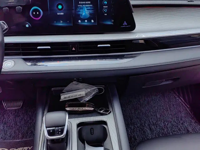 Chery Arrizo 8 — Фото автомобиля 12