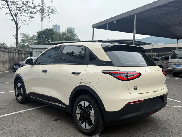 Geely Starry Wish — Фото автомобиля 9