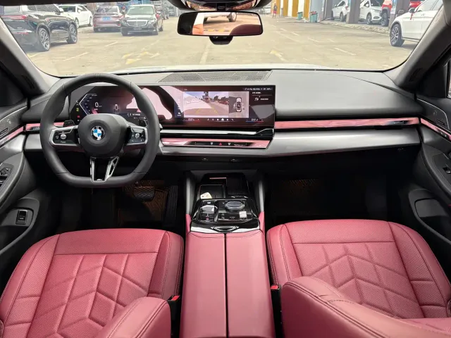 BMW 5 Series — Фото автомобиля 7