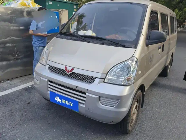 Фотография автомобиля — Wuling Rongguang EV