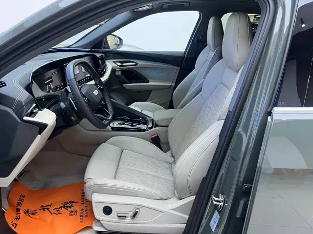 Audi Q5L — Фото автомобиля 6