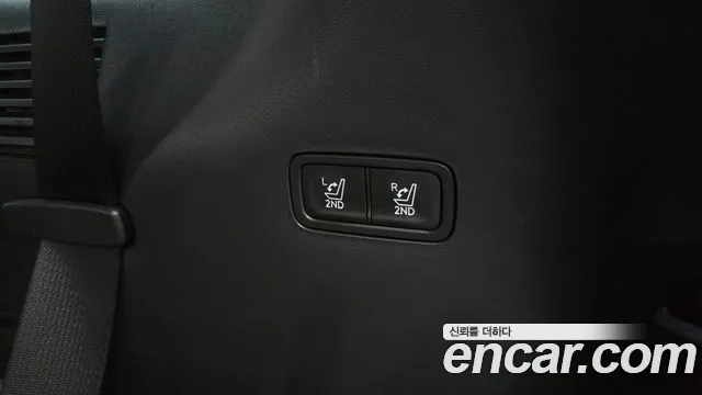 Hyundai Santafe Santa Fe (MX5) Бензин 2.5T 4WD — Фото автомобиля 16