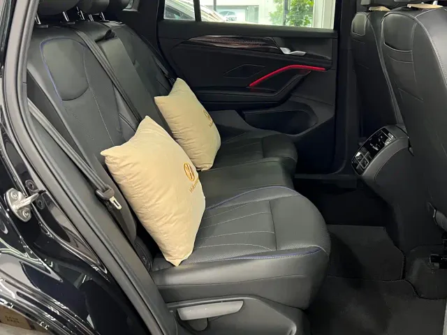 Volkswagen Tiguan L — Фото автомобиля 20