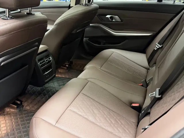 BMW 3 Series — Фото автомобиля 11