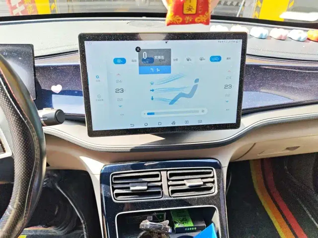 BYD Qin PLUS — Фото автомобиля 9