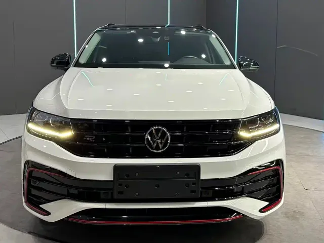 Volkswagen Tiguan X — Фото автомобиля 2