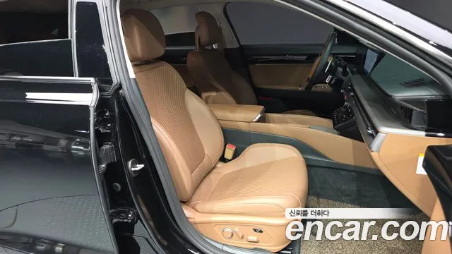 Hyundai Grandeur GN7 — Фото автомобиля 17