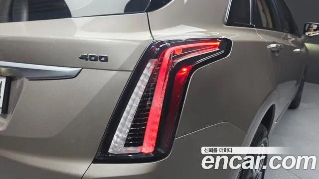 Cadillac XT5 — Фото автомобиля 8