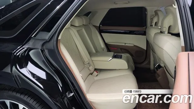 Hyundai Grandeur GN7 — Фото автомобиля 16