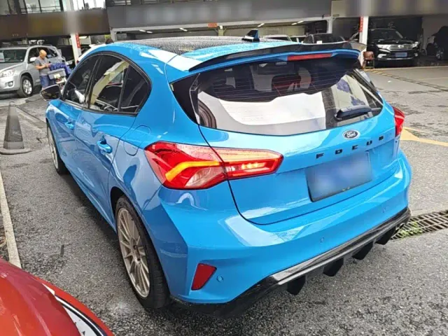 Ford Focus — Фото автомобиля 21