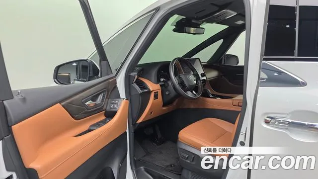 Toyota Alphard — Фото автомобиля 11