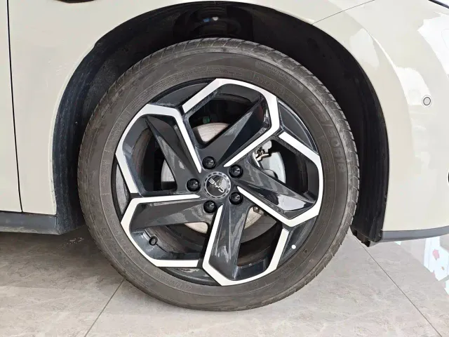 BYD Seal 06 — Фото автомобиля 15