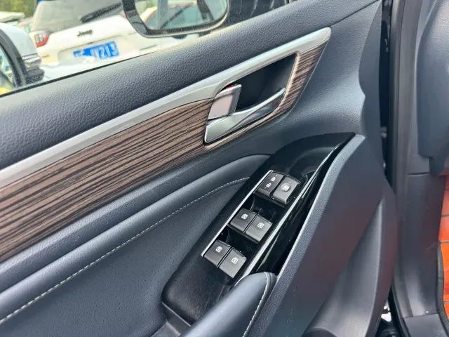 GAC Trumpchi M8 — Фото автомобиля 5