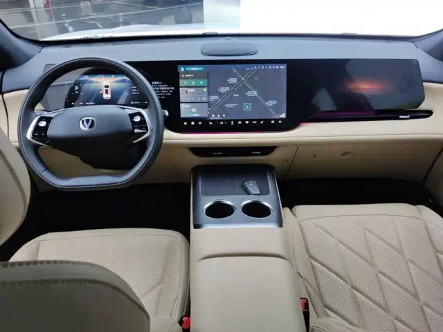 Changan CS75 Plus — Фото автомобиля 12