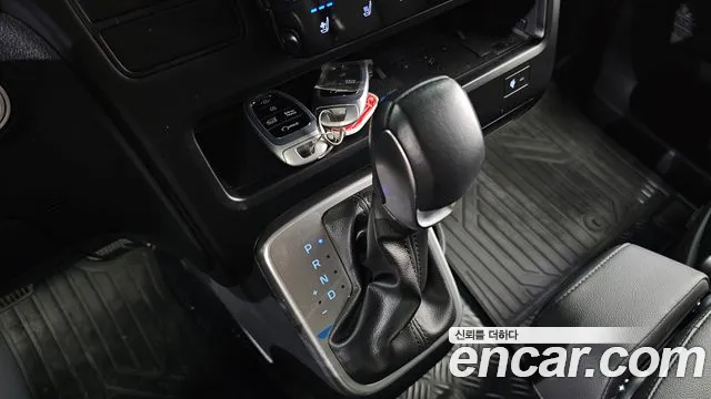 Hyundai Staria Staria Карго 3 места — Фото автомобиля 9