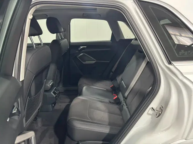 Audi Q3 — Фото автомобиля 8